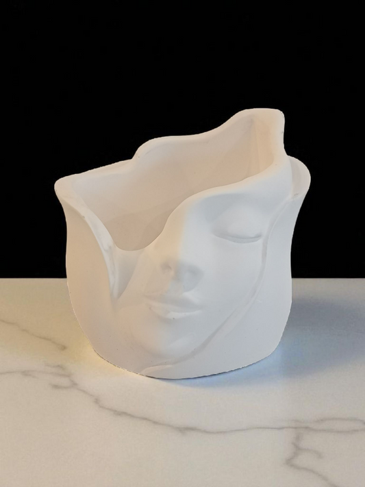 'Face' Vessel